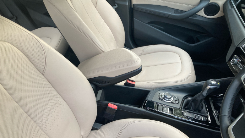 BMW X1 xDrive 20i xLine 5dr Step Auto Petrol Estate